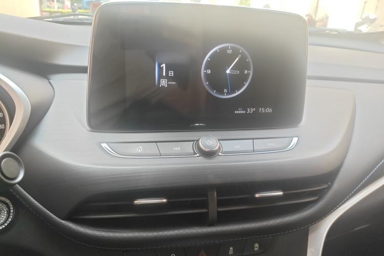 Used Buick Encore 2021 332T CVT Elite Edition Audio And AC Panel