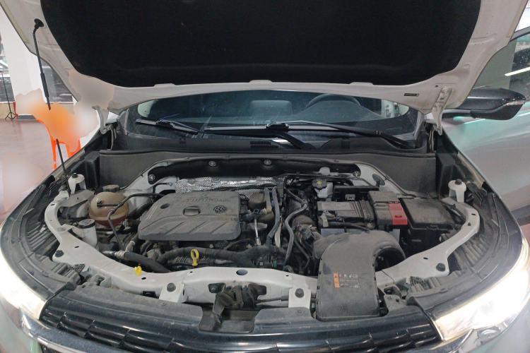 Used Buick Encore 2021 332T CVT Elite Edition Engine Bay