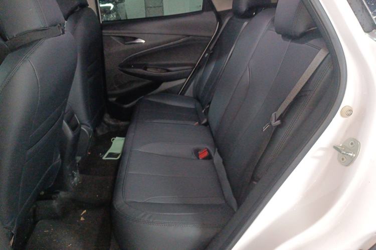 Used Buick Encore 2021 332T CVT Elite Edition Interior 4
