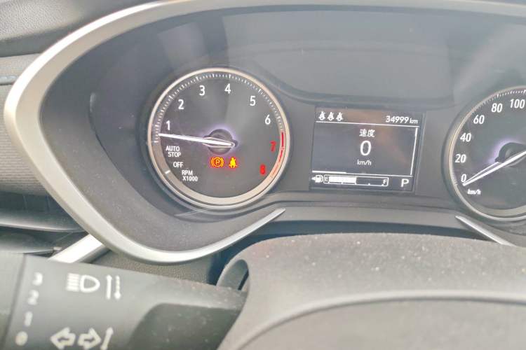 Used Buick Encore 2021 332T CVT Elite Edition Odometer Close Up
