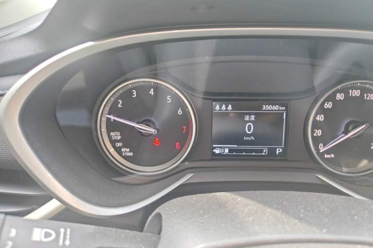 Used Buick Encore 2021 332T CVT Elite Edition Odometer Close Up