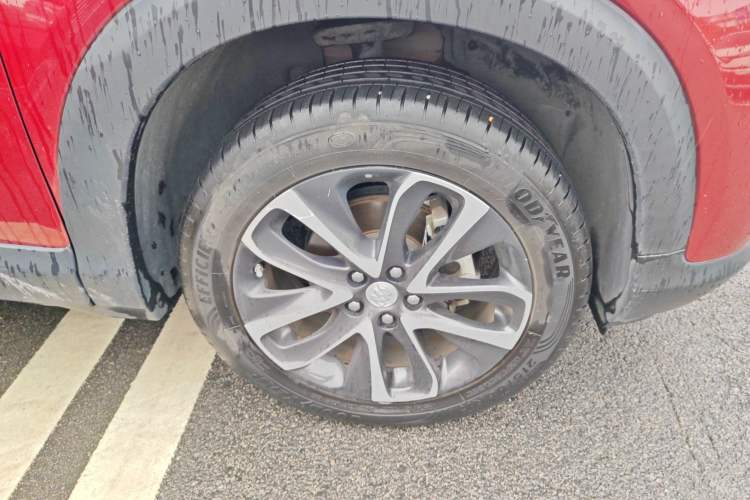 Used Buick Encore 2021 332T CVT Elite Edition Right Front Wheel Hub