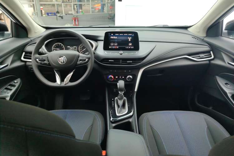 Used Buick Encore 2021 332T CVT Elite Edition Center Console