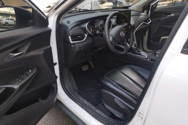 Used Buick Encore 2021 332T CVT Elite Edition Driver Seat