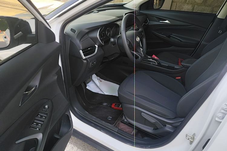 Used Buick Encore 2021 332T CVT Elite Edition Driver Seat