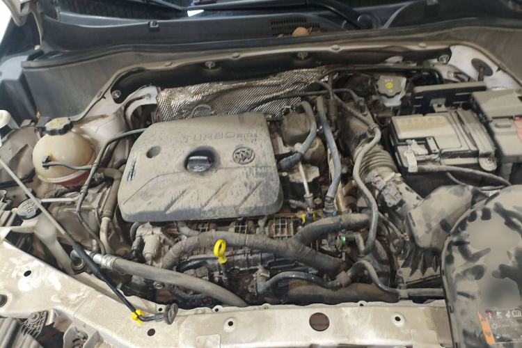 Used Buick Encore 2021 332T CVT Elite Edition Engine Bay