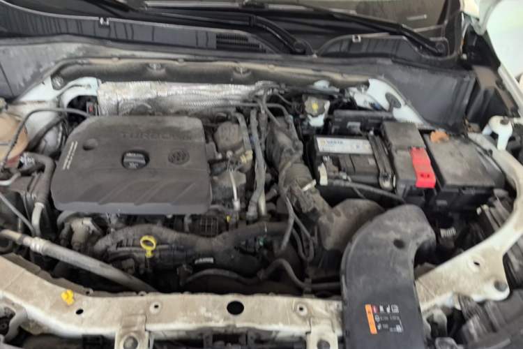 Used Buick Encore 2021 332T CVT Elite Edition Engine Bay