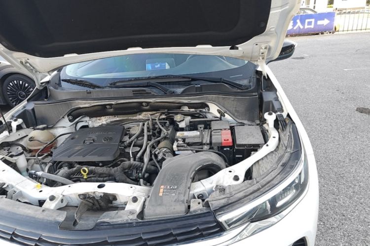 Used Buick Encore 2021 332T CVT Elite Edition Engine Bay Left