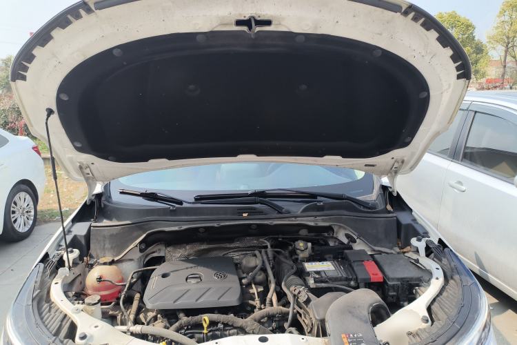 Used Buick Encore 2021 332T CVT Elite Edition Engine Bay