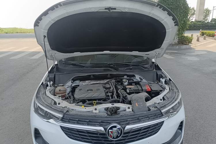 Used Buick Encore 2021 332T CVT Elite Edition Engine Bay
