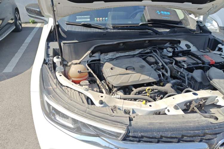 Used Buick Encore 2021 332T CVT Elite Edition Engine Bay Right