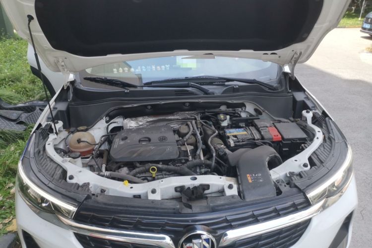 Used Buick Encore 2021 332T CVT Elite Edition Engine Bay
