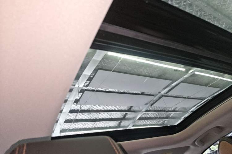Used Buick Encore 2021 332T CVT Luxury Version Headliner