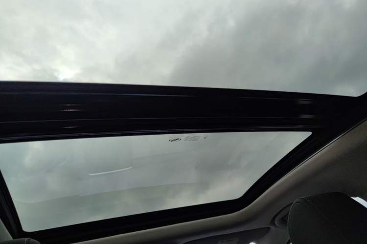 Used Buick Encore 2021 332T CVT Elite Edition Headliner