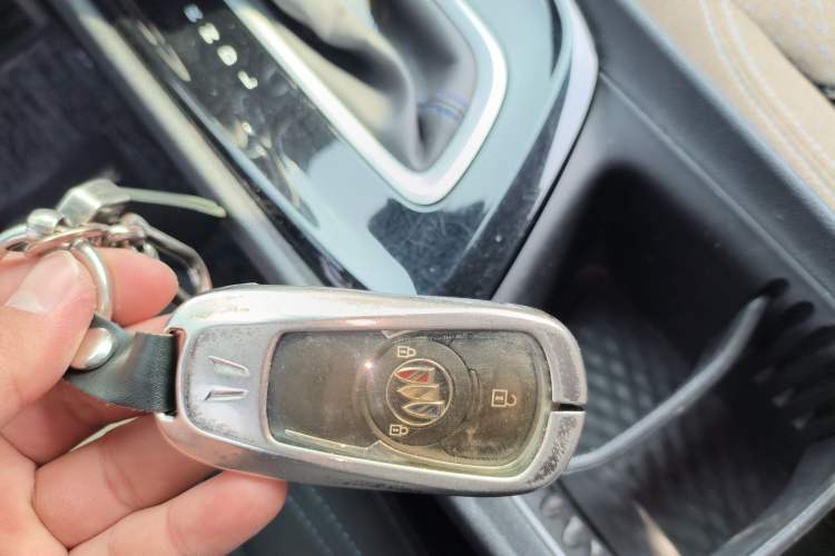 Used Buick Encore 2021 332T CVT Elite Edition Interior 1