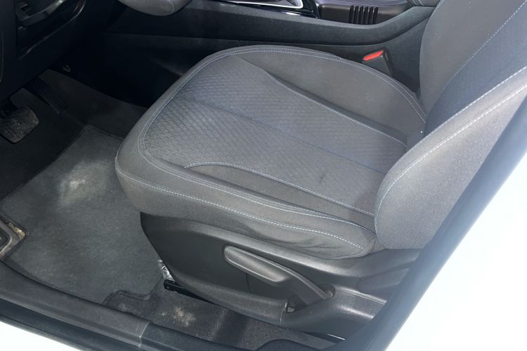 Used Buick Encore 2021 332T CVT Elite Edition Interior 1