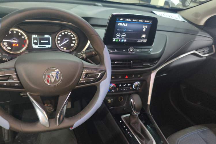 Used Buick Encore 2021 332T CVT Elite Edition Interior 2