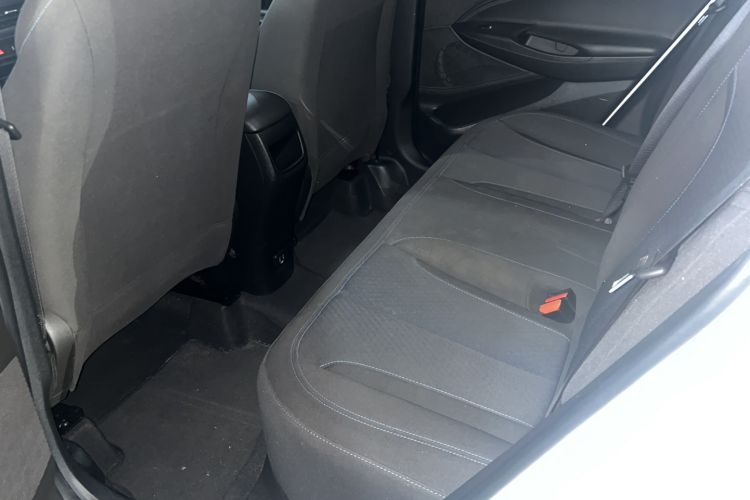 Used Buick Encore 2021 332T CVT Elite Edition Interior 2