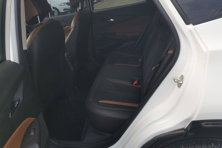 Used Buick Encore 2021 332T CVT Luxury Version Interior 4