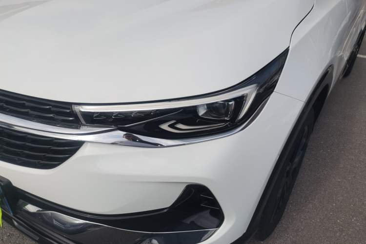 Used Buick Encore 2021 332T CVT Luxury Version Left Front Headlight