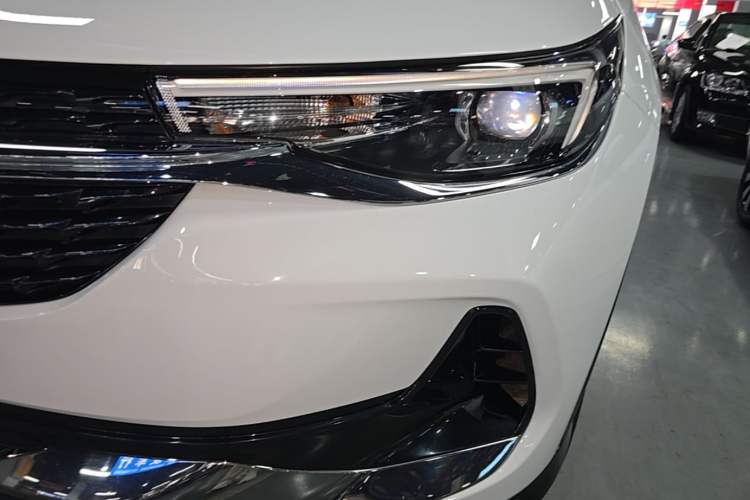 Used Buick Encore 2021 332T CVT Elite Edition Left Front Headlight