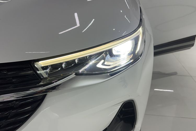 Used Buick Encore 2021 332T CVT Luxury Version Left Front Headlight
