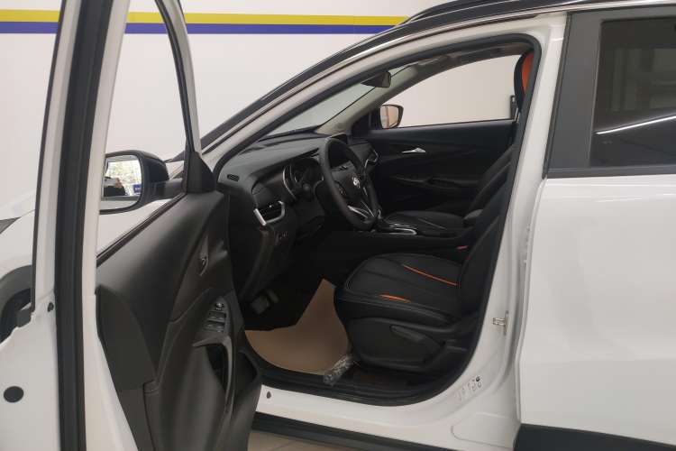 Used Buick Encore 2021 332T CVT Elite Edition Left Front Seat