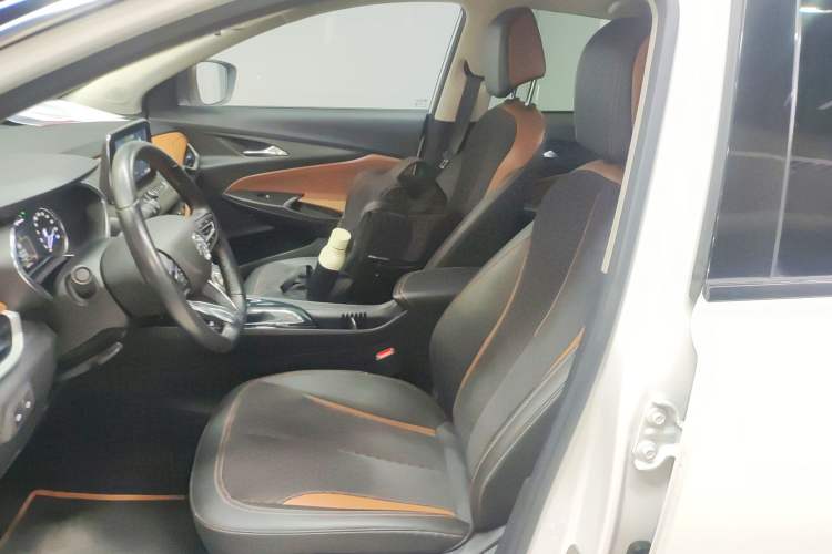 Used Buick Encore 2021 332T CVT Luxury Version Left Front Seat