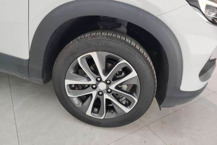 Used Buick Encore 2021 332T CVT Elite Edition Left Front Wheel Hub