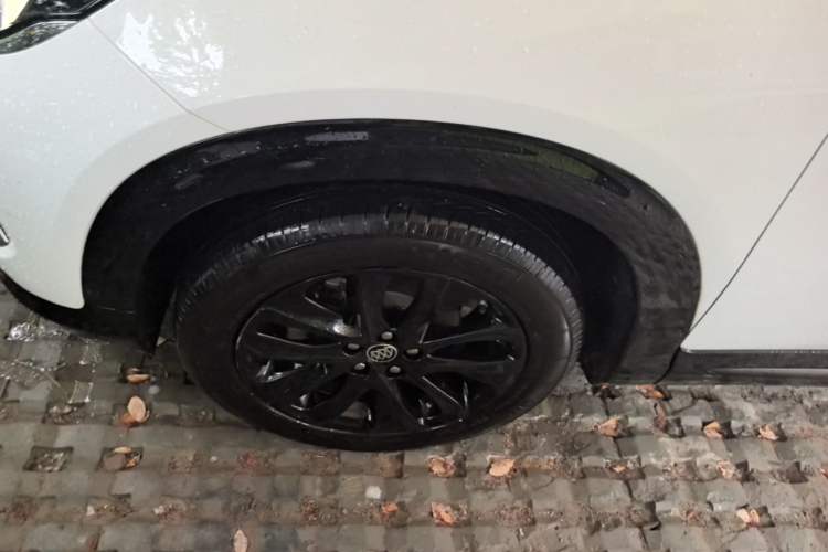 Used Buick Encore 2021 332T CVT Elite Edition Left Front Wheel Hub
