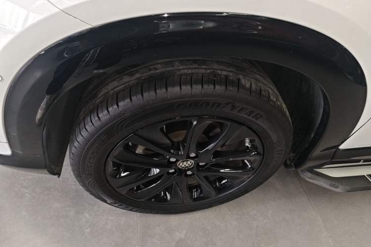 Used Buick Encore 2021 332T CVT Luxury Version Left Front Wheel Hub