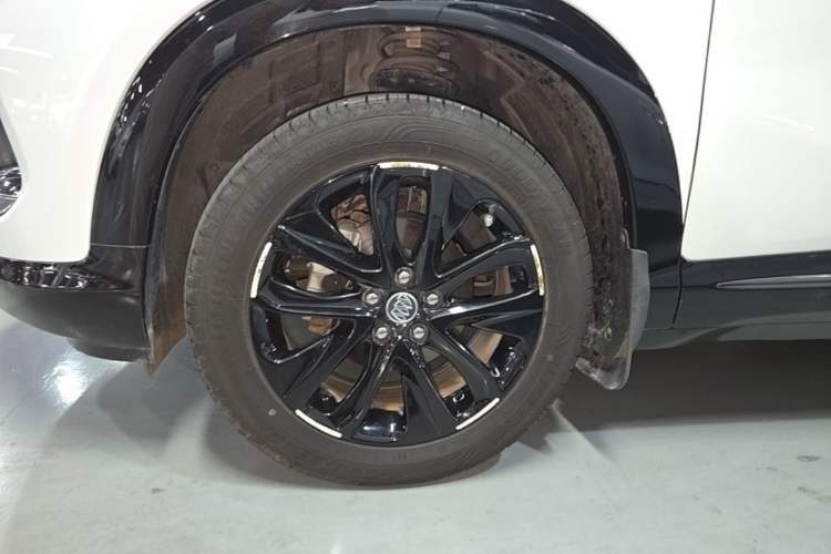 Used Buick Encore 2021 332T CVT Elite Edition Left Front Wheel Hub