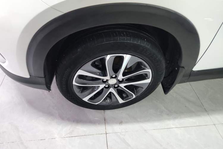 Used Buick Encore 2021 332T CVT Elite Edition Left Front Wheel Hub