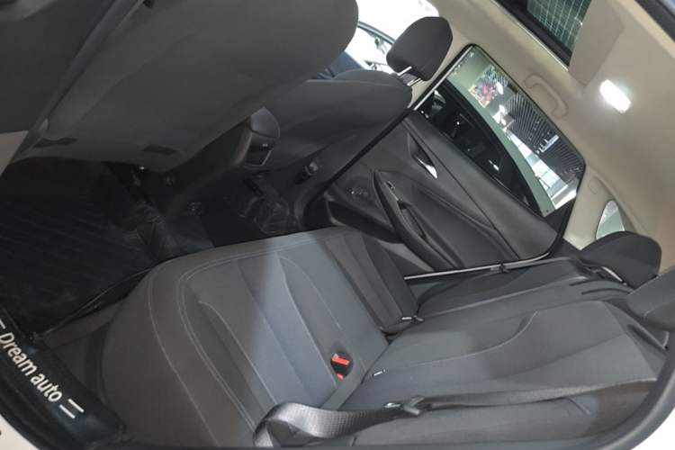 Used Buick Encore 2021 332T CVT Elite Edition Left Rear Seat