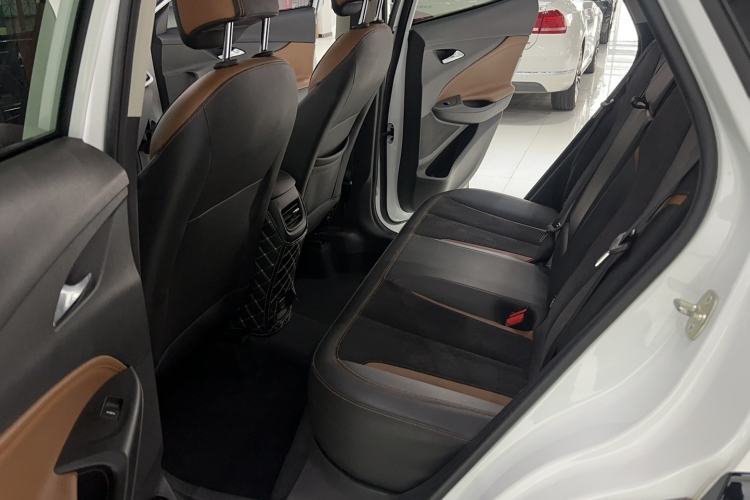 Used Buick Encore 2021 332T CVT Luxury Version Left Rear Seat