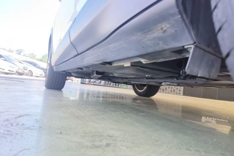 Used Buick Encore 2021 332T CVT Elite Edition Left Side Sill