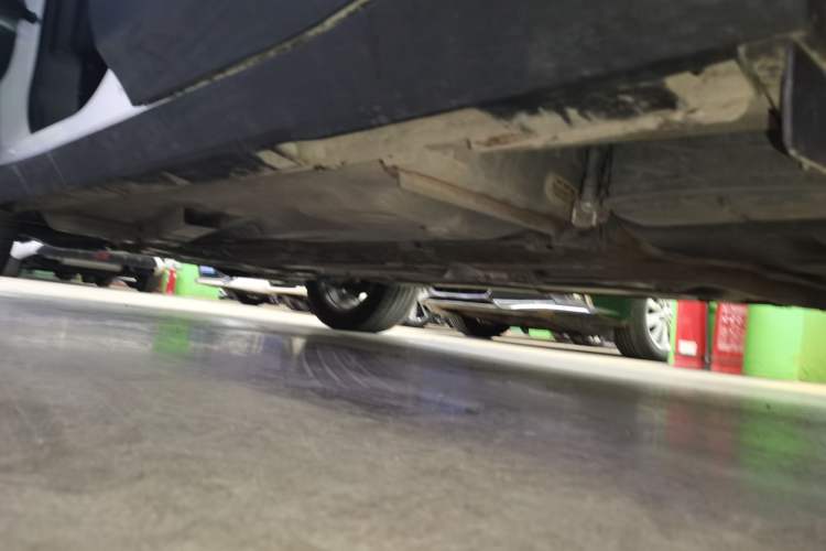 Used Buick Encore 2021 332T CVT Elite Edition Left Side Sill