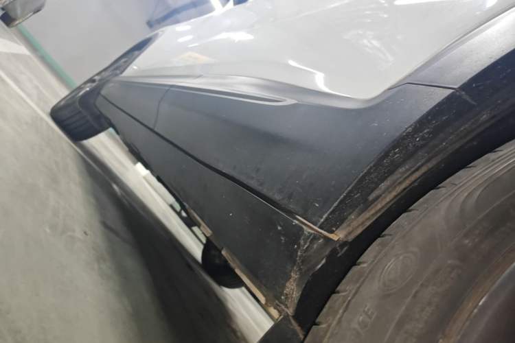 Used Buick Encore 2021 332T CVT Elite Edition Left Side Sill