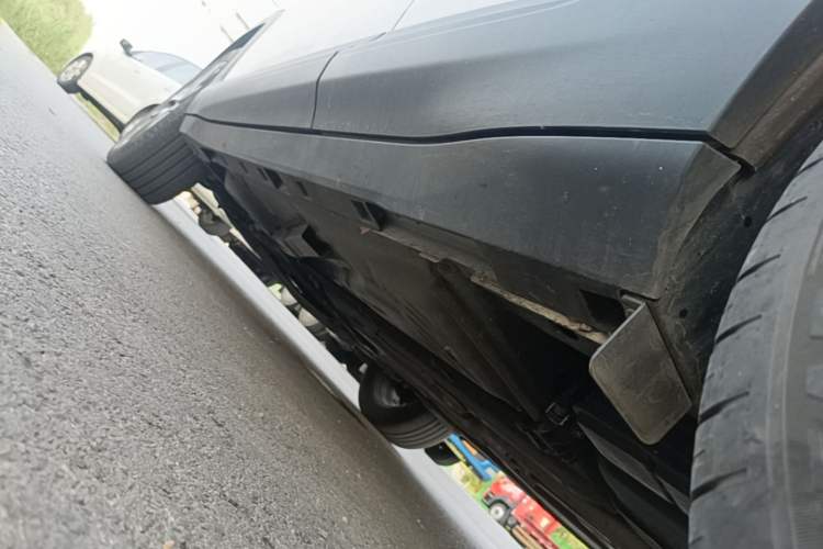 Used Buick Encore 2021 332T CVT Elite Edition Left Side Sill