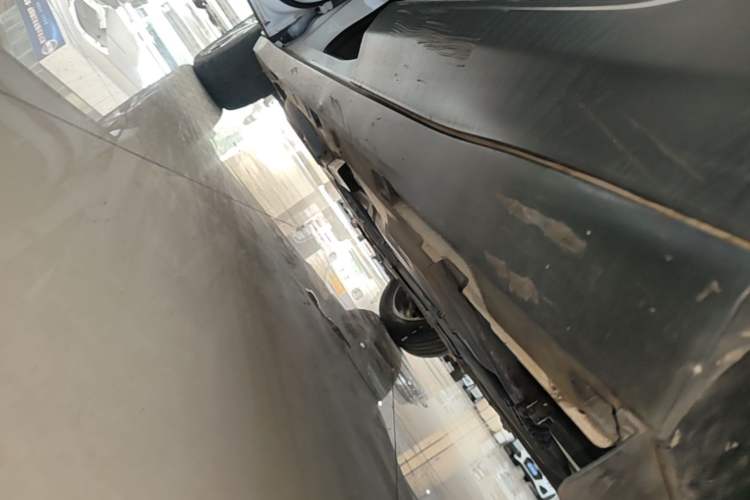 Used Buick Encore 2021 332T CVT Elite Edition Left Side Sill