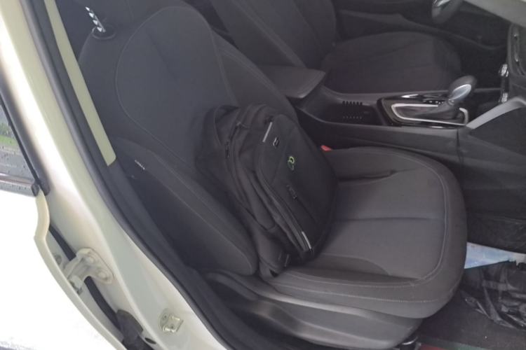 Used Buick Encore 2021 332T CVT Elite Edition Right Front Seat