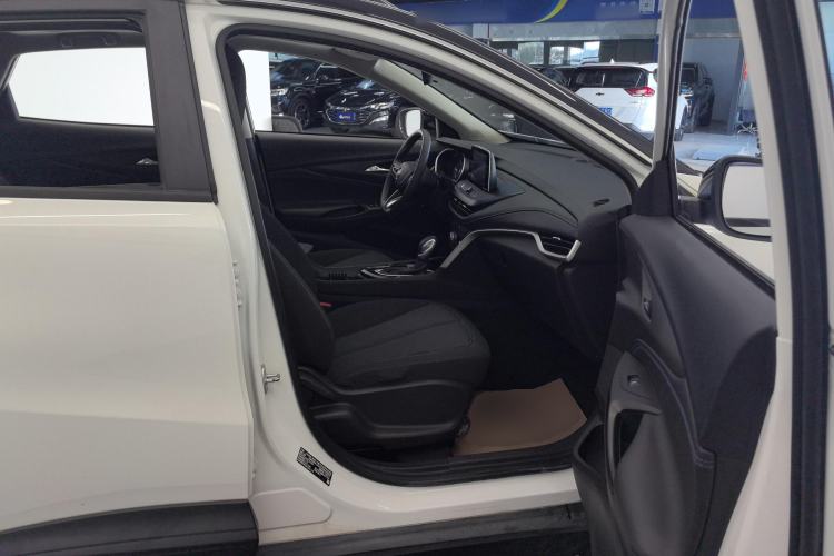 Used Buick Encore 2021 332T CVT Elite Edition Right Front Seat