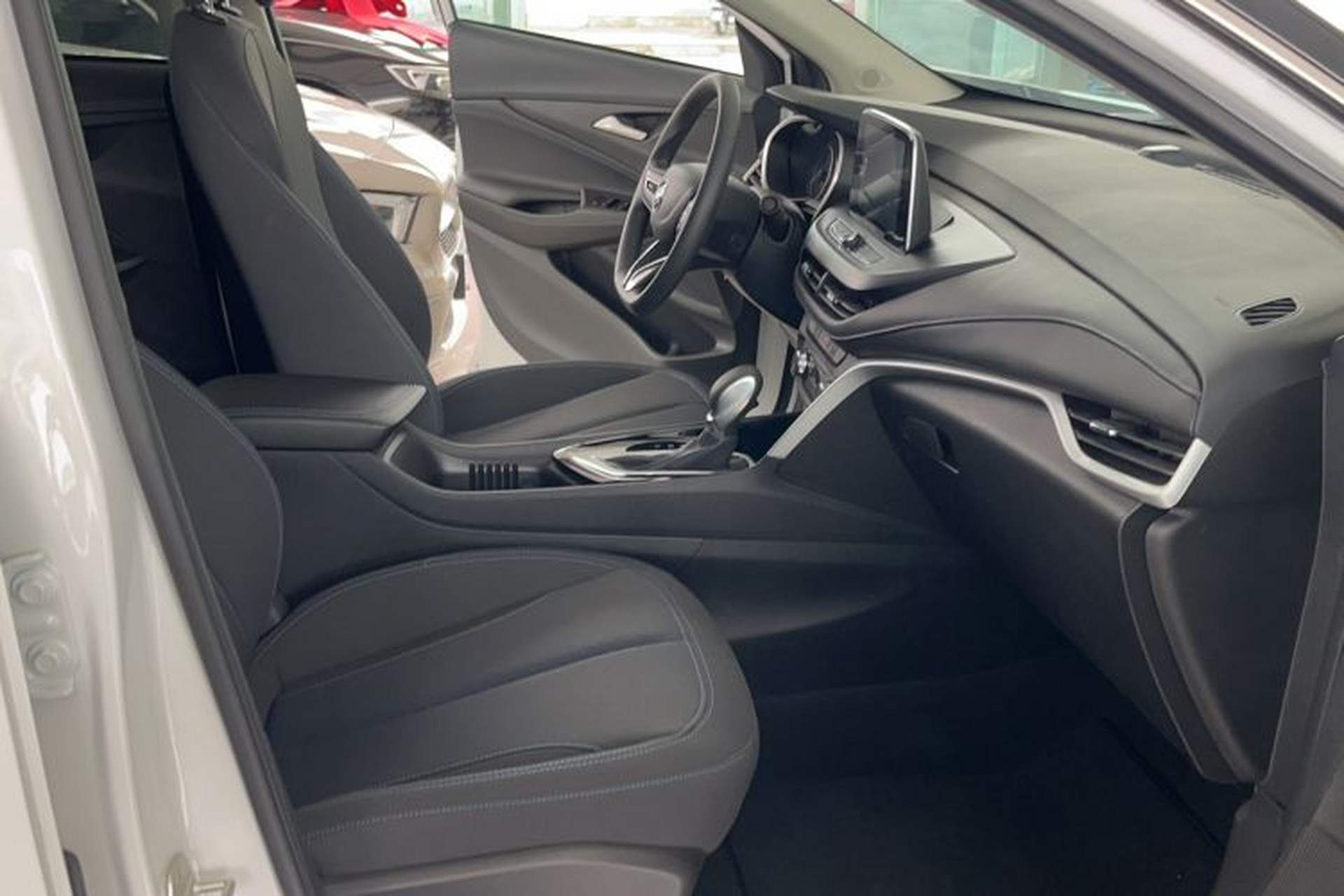 Used Buick Encore 2021 332T CVT Elite Edition Right Front Seat
