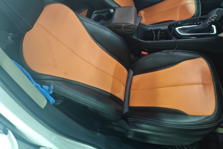 Used Buick Encore 2021 332T CVT Elite Edition Right Front Seat