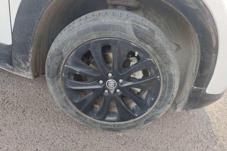 Used Buick Encore 2021 332T CVT Elite Edition Right Front Wheel Hub