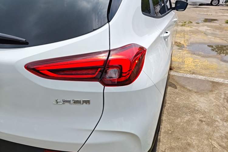 Used Buick Encore 2021 332T CVT Elite Edition Right Rear Taillight