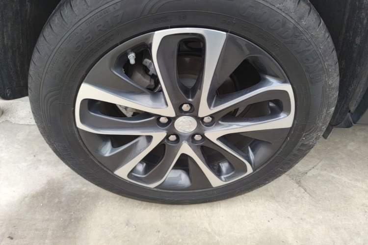 Used Buick Encore 2021 332T CVT Elite Edition Right Rear Wheel Hub