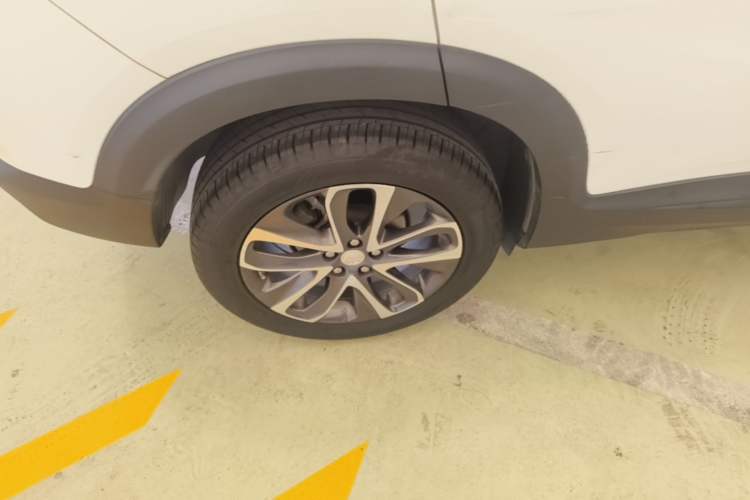 Used Buick Encore 2021 332T CVT Elite Edition Right Rear Wheel Hub