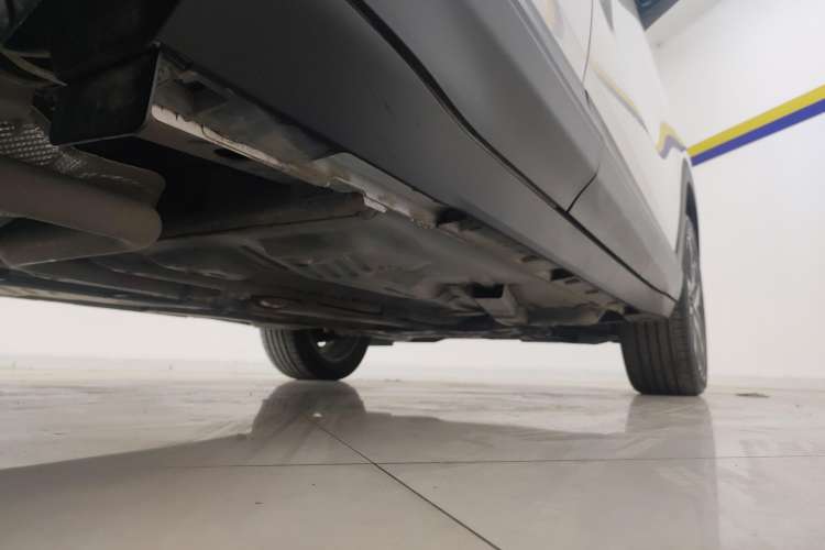 Used Buick Encore 2021 332T CVT Elite Edition Right Side Sill