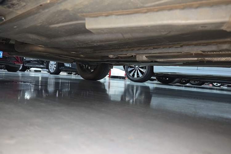 Used Buick Encore 2021 332T CVT Elite Edition Right Side Sill